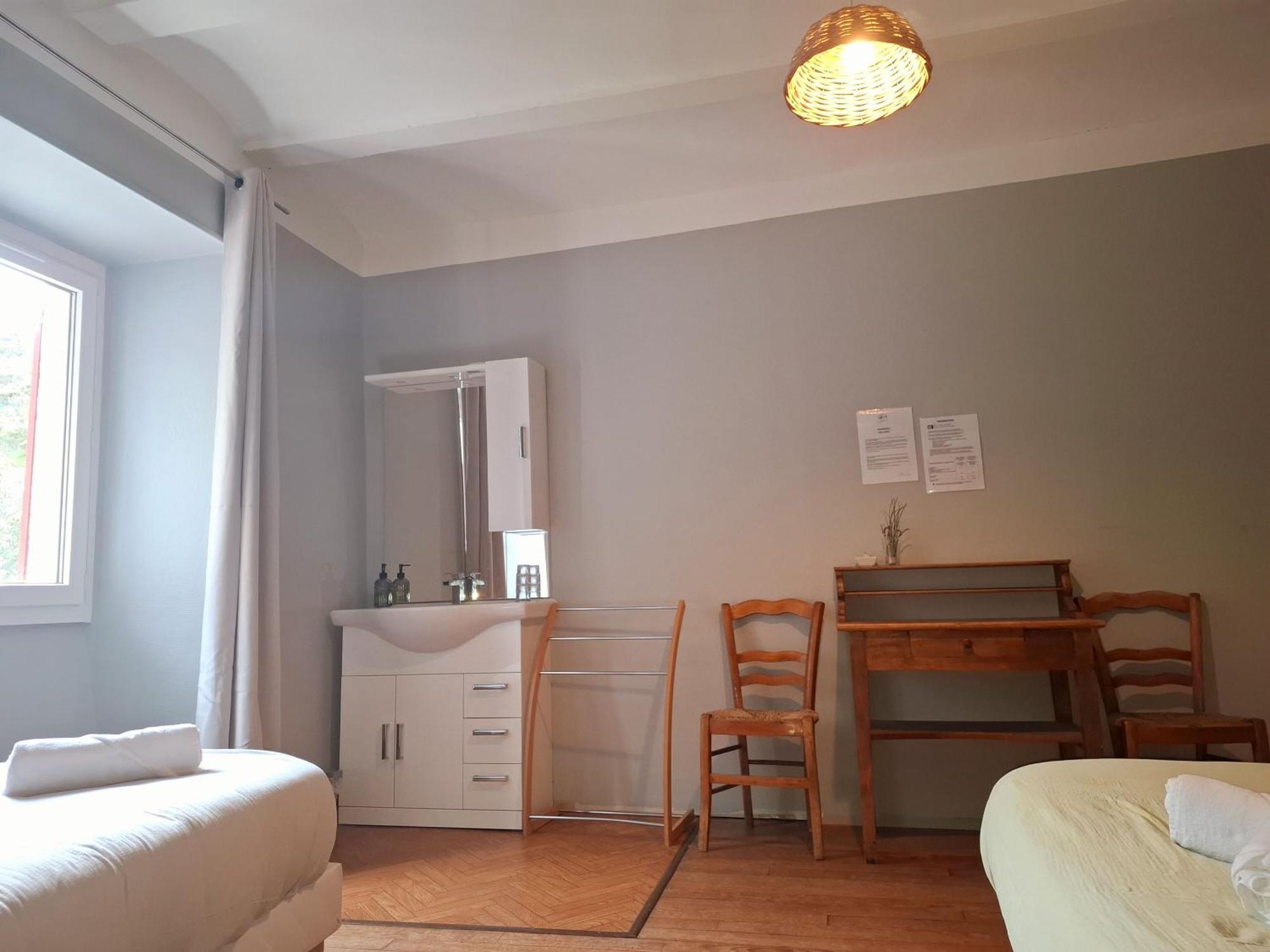 Auberge Arthea Laviolle Quarto foto